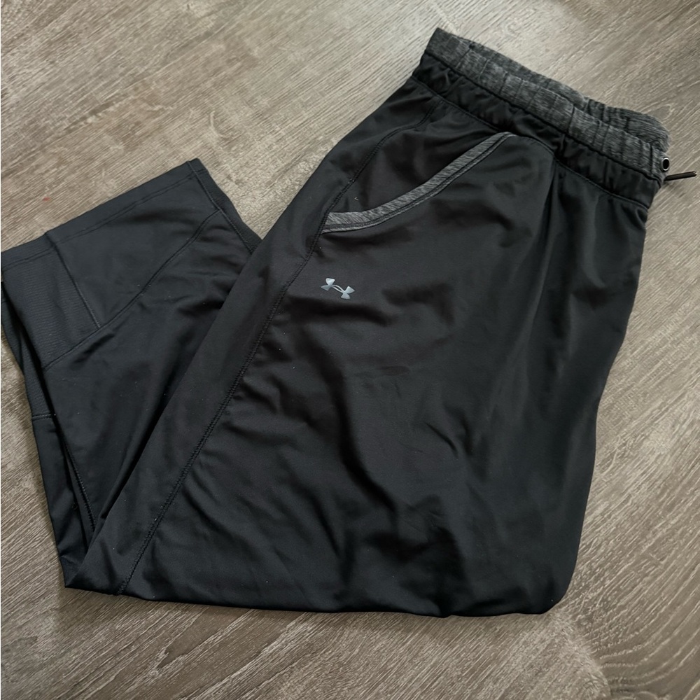 Under armour cropped pant